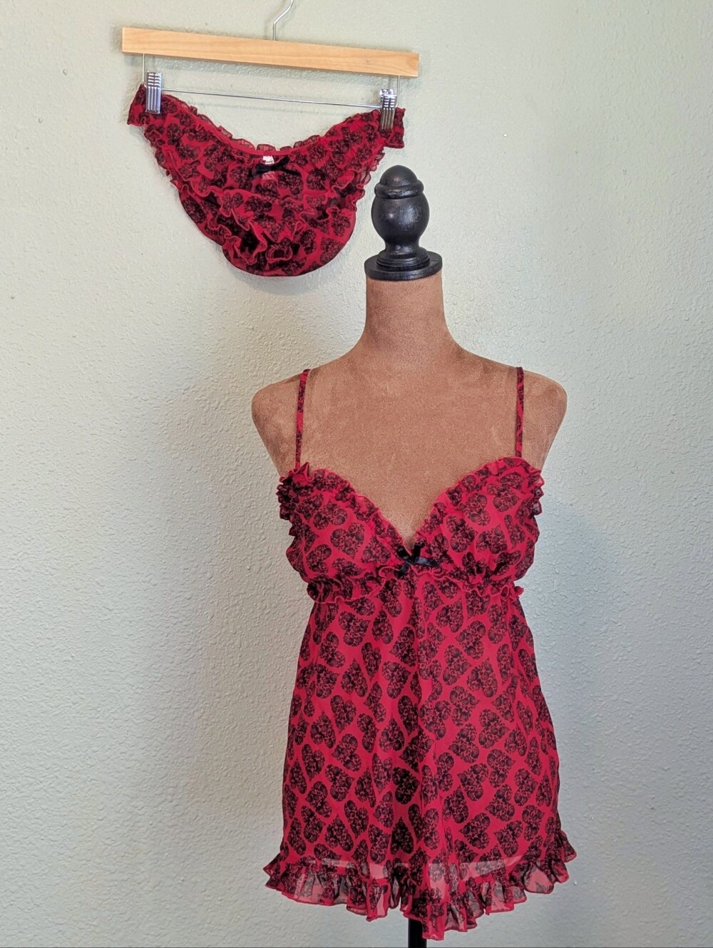 Y2K Joe Boxer Red Rose Heart Lace-Trim Babydoll Slip with Matching Panty